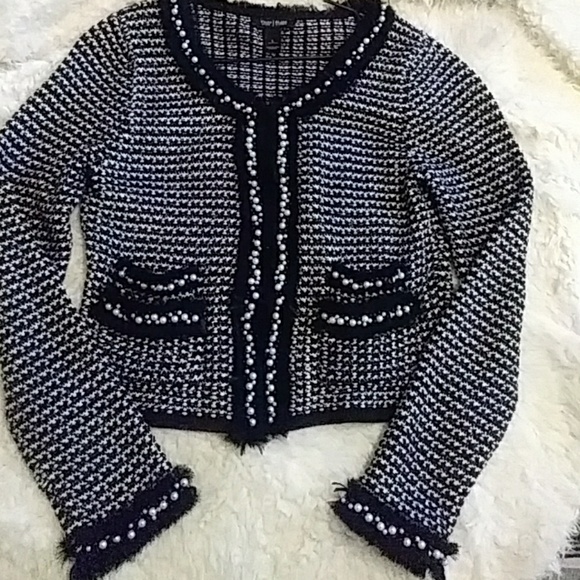 Blazer - Picture 1 of 2